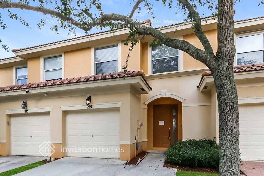 Building Photo - 215 River Bluff Ln