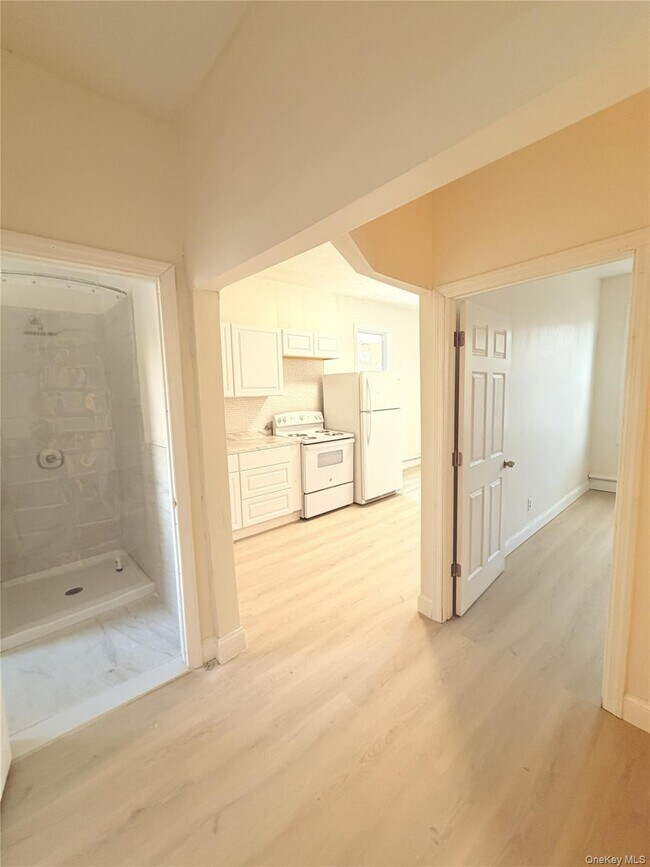 Building Photo - 90-48-90171 171st St