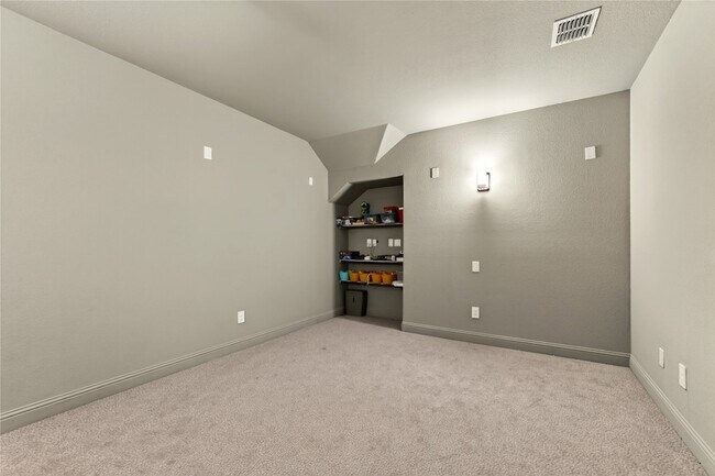 Building Photo - 853 Calusa Dr