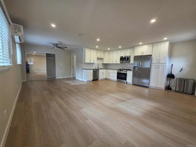 Building Photo - 10579 Oak Creek Dr