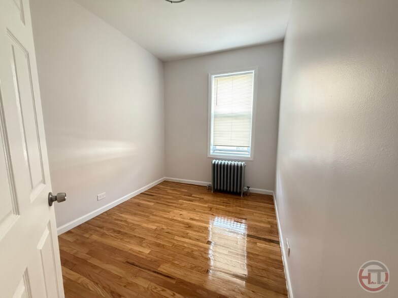 Building Photo - 1929 Watson Ave