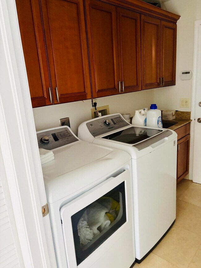 Building Photo - 13186 Touchstone Pl