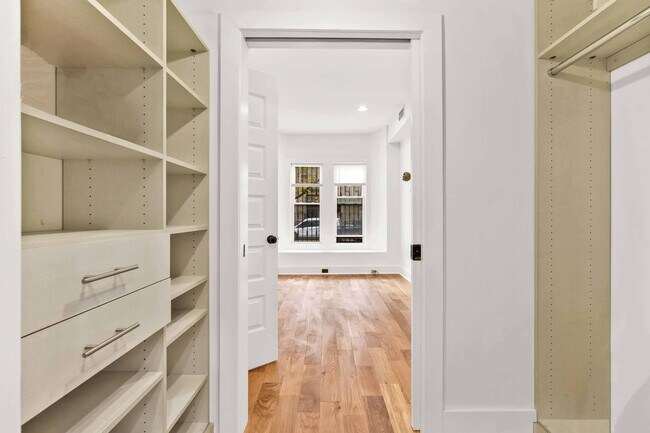 Building Photo - 461 Prospect Ave