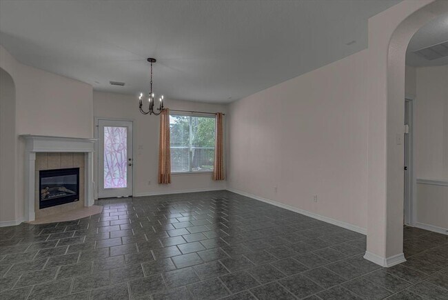 Building Photo - 21322 Willow Glade Dr