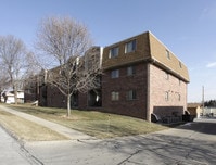 Building Photo - Lamplighter 2