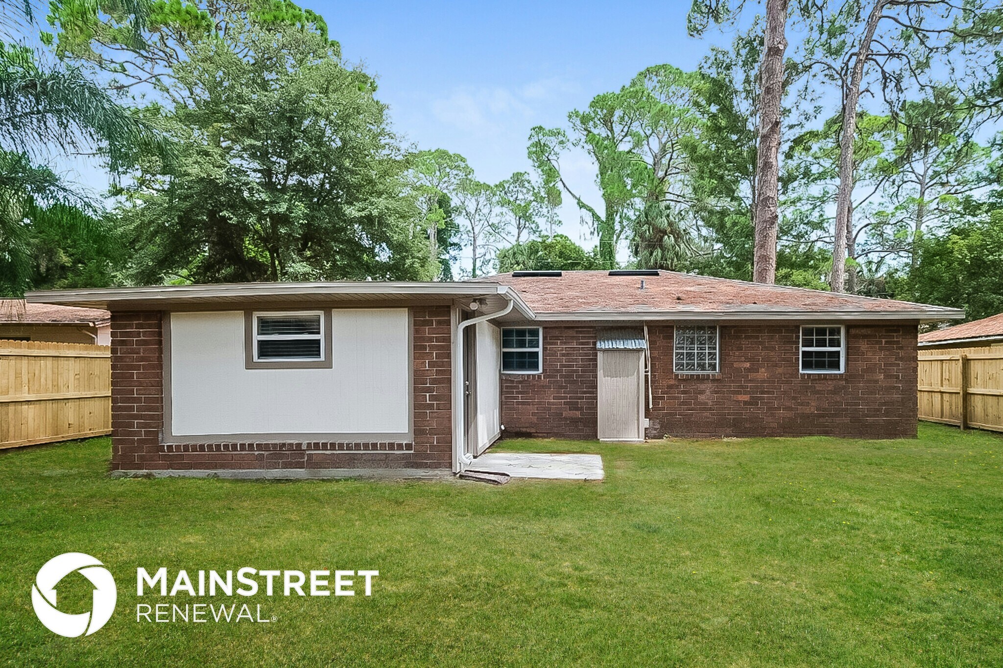 Building Photo - 7145 Pinewood Dr