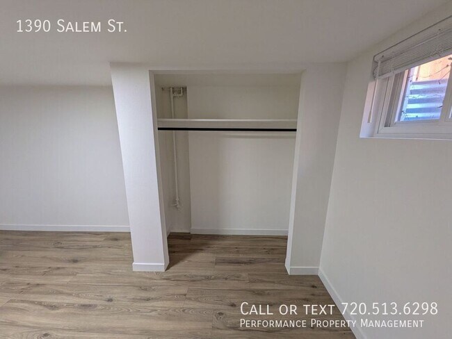 Building Photo - 1390 Salem St