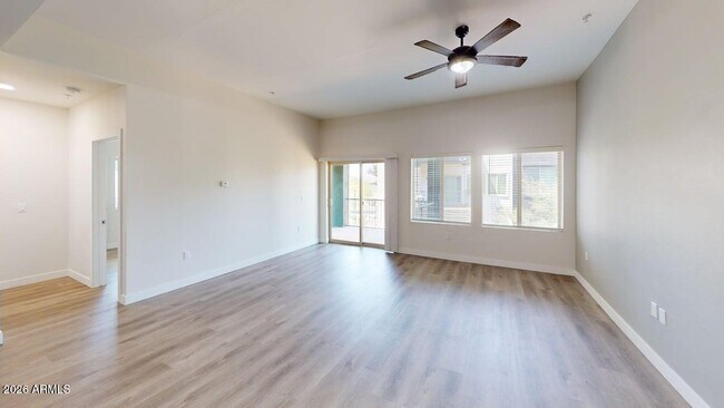 Building Photo - 9160 N 67th Ave