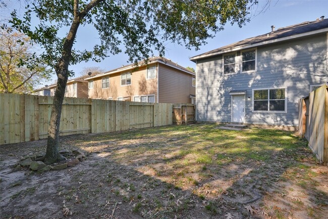 Building Photo - 6422 Encenada Green Trail