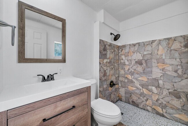 Building Photo - 22450 Norris Ln