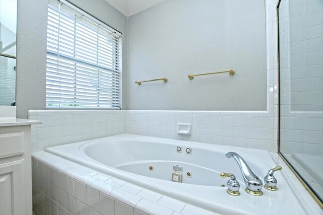 Building Photo - 9934 Barbrook Dr