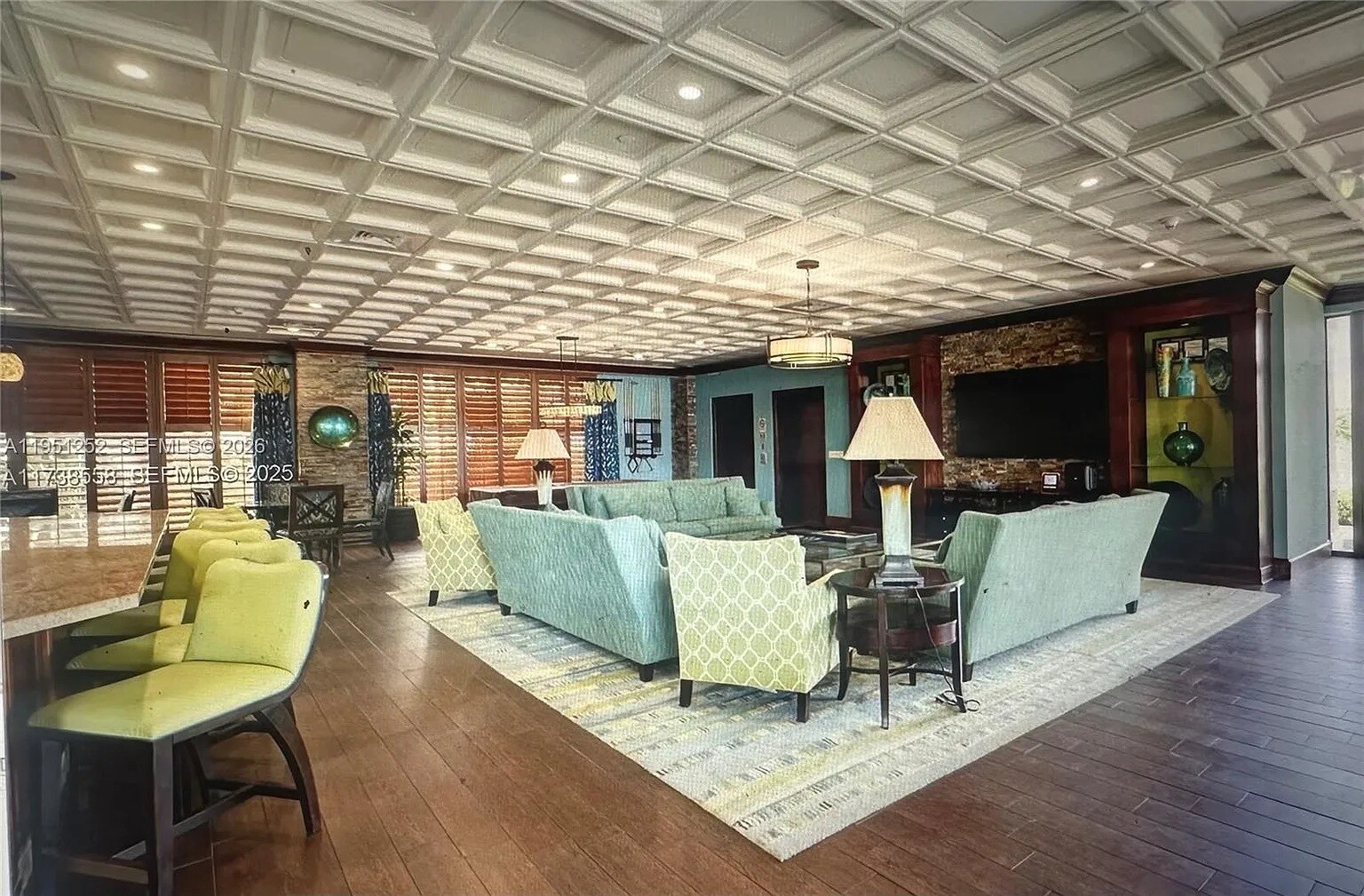 Building Photo - 3020 NE 32nd Ave