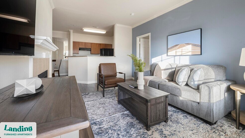 Primary Photo - 1215 W Slaughter Ln