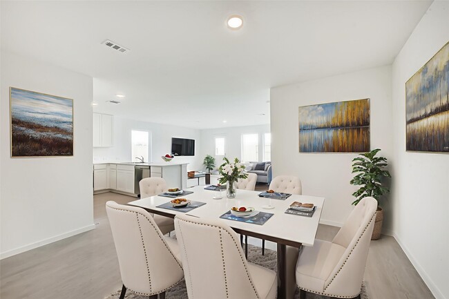 Building Photo - 710 Zuppino Ln