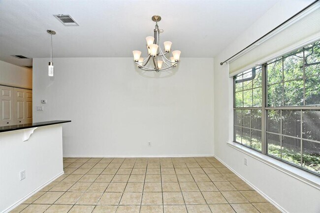 Building Photo - 1310 W Parmer Ln