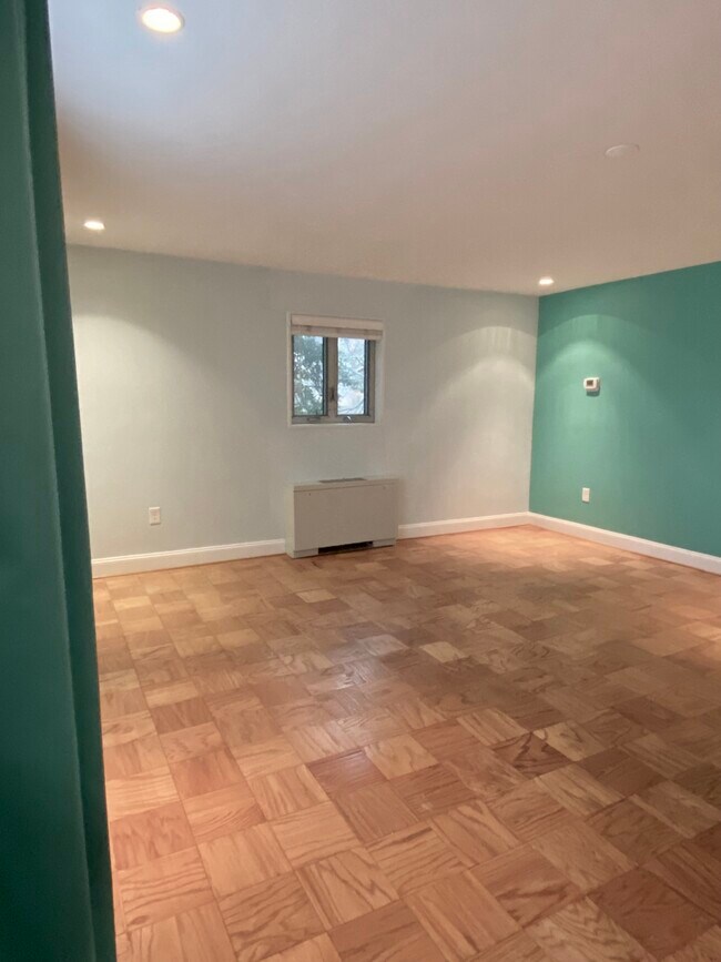 Building Photo - 5301 Westbard Cir