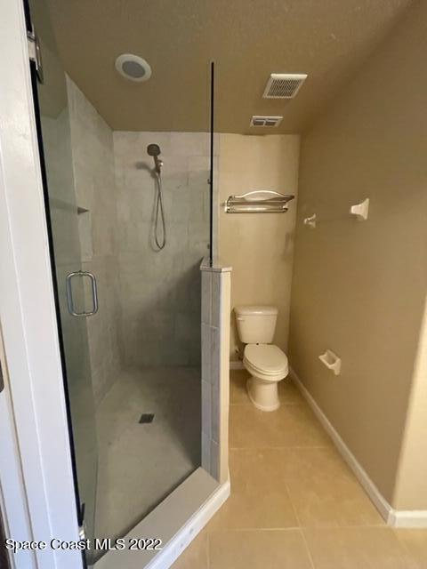 Building Photo - 1420 Lara Cir