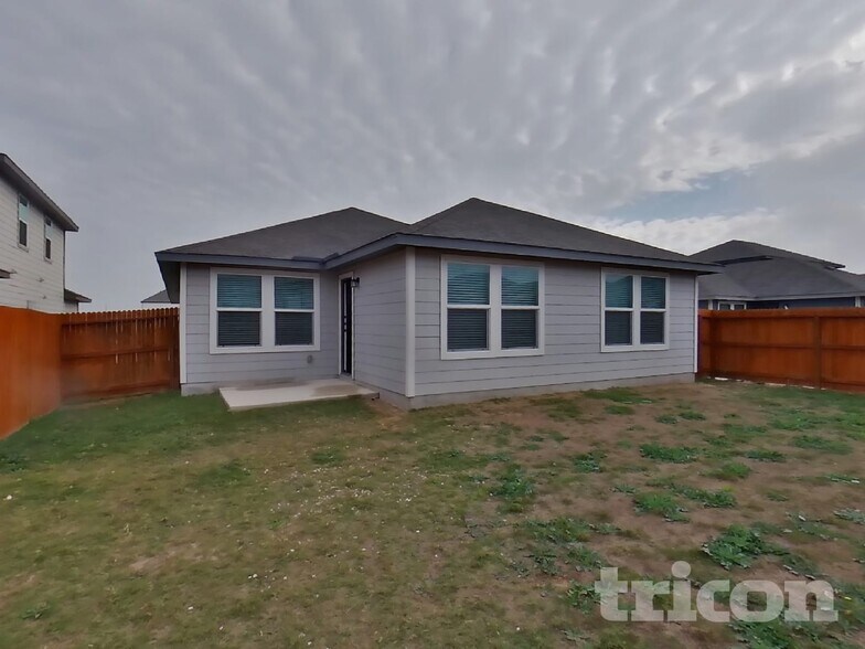 Building Photo - 5907 Noah Pl