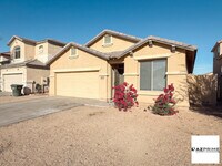 Building Photo - Bright &amp; Airy 4/2 Phoenix House!