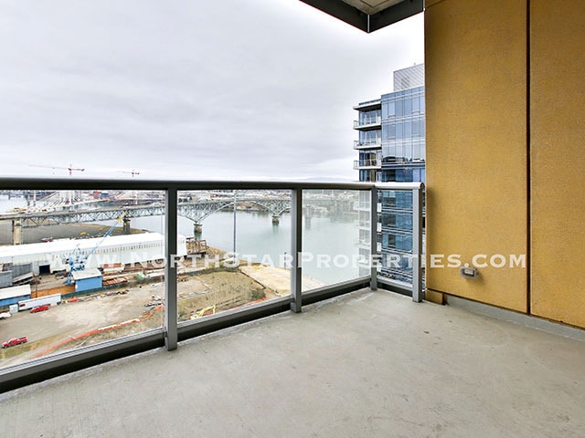 Building Photo - Beautiful Meriweather Condo with Spectacular Views