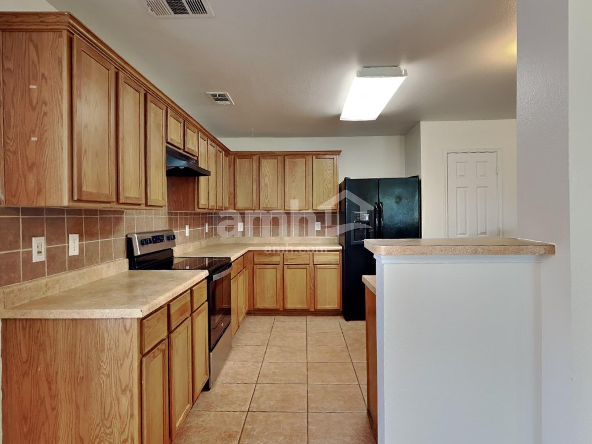 Building Photo - 12529 Patnoe Dr