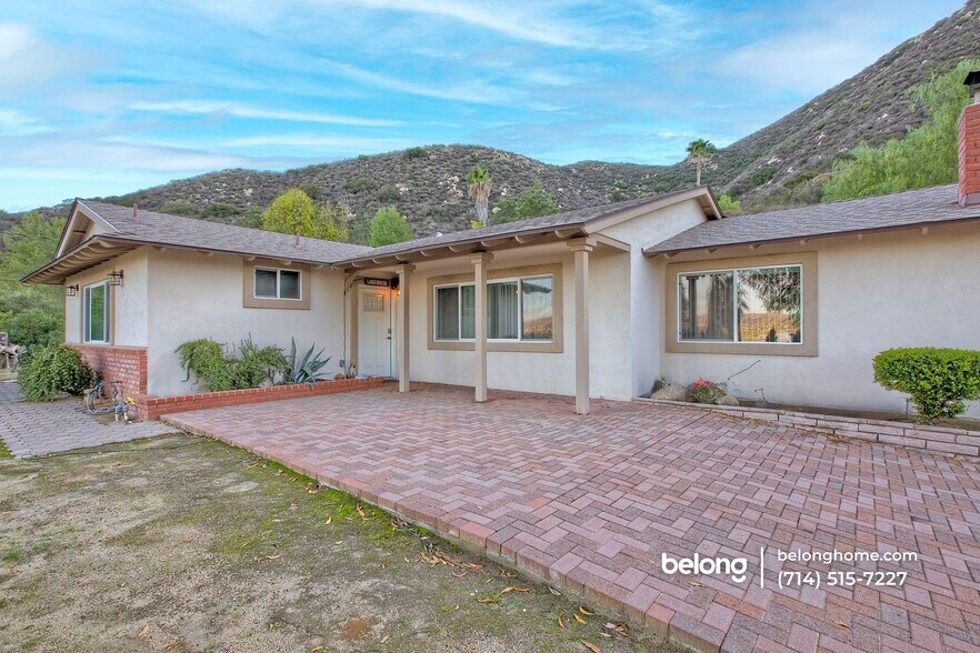 Building Photo - 18261 Sanders Dr