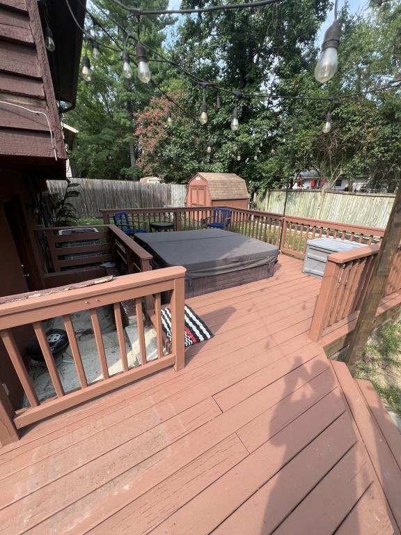 Building Photo - 1002 Timber Creek Dr