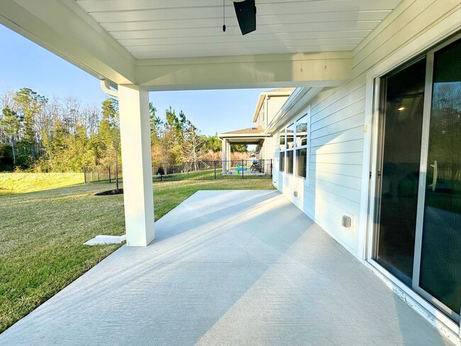Building Photo - Serene Cul De Sac Home with Gorgeous Views!