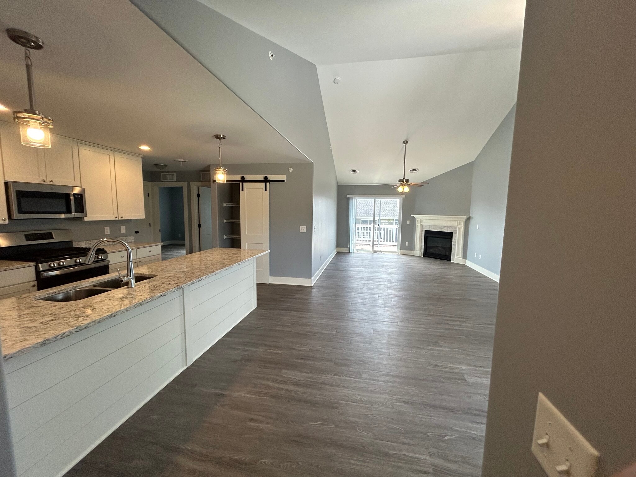 Building Photo - 2960 Shanes Way