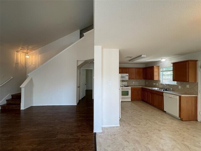 Building Photo - 3830 Castle Rock Cove