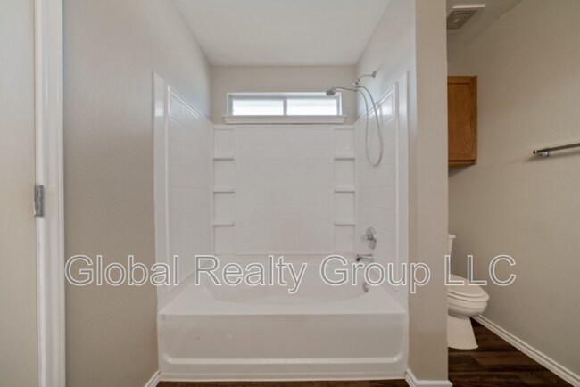 Building Photo - 216 Anvil Pl
