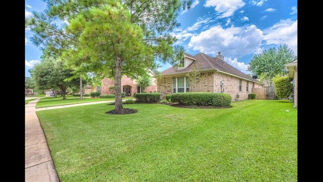 Building Photo - 24023 Northshire Ln