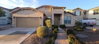 Building Photo - 3 bedroom 2 Bathroom Home