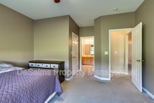 Building Photo - 2007 McCrory Pl