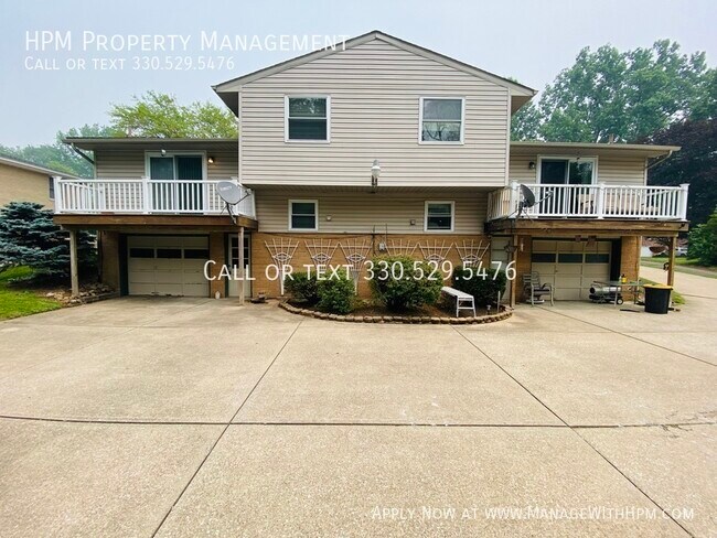 Building Photo - 1827 Thackeray Ave NW