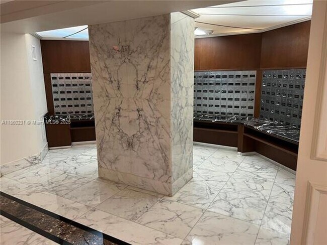 Building Photo - 5600 Collins Ave