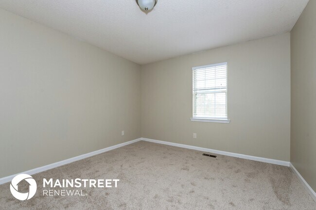 Building Photo - 205 Briarpatch Ct