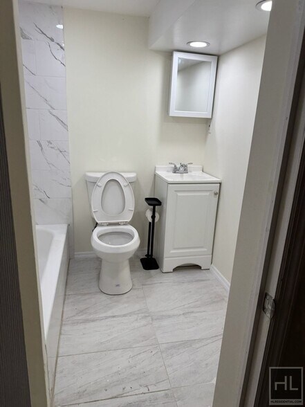 Building Photo - 211 STREET, QUEENS VILLAGE , QUEENS,  NEW ...