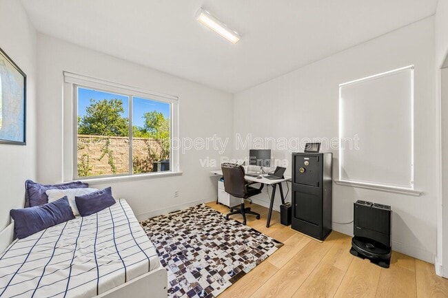 Building Photo - 1687 Picket Fence Dr