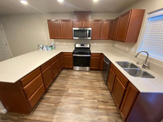 Building Photo - Charming Fallon 3 bedroom with RV Acess