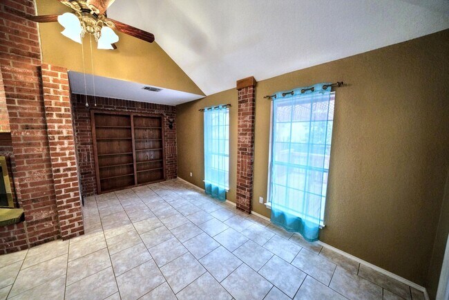 Building Photo - Executive Home in Greenshire with Luxurious Updates and Spacious Outdoor Living - Agent Commissio...