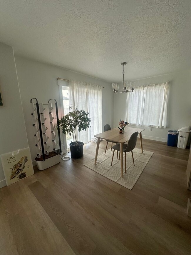 Building Photo - Absolutely STUNNING Home in Lehi!!!