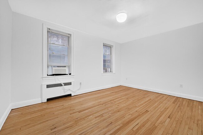 Building Photo - 108 Palisade Ave