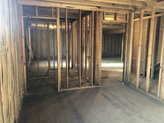Building Photo - Open living concept- 3BR/2BA with unfinished basement