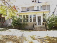 Building Photo - 3 Bedroom Lower Level Duplex - South Minneapolis