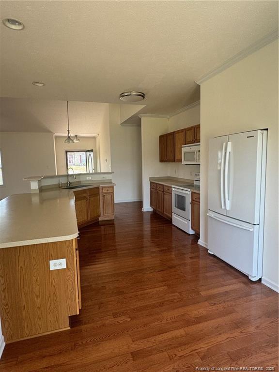 Building Photo - 655 Plantation Dr