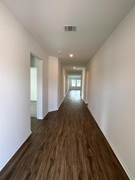 Building Photo - 232 Golden Grove Pkwy
