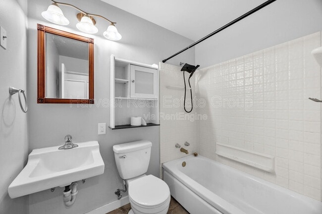 Building Photo - 25049 Willimet Way