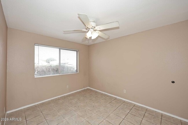 Building Photo - 303 N Miller Rd