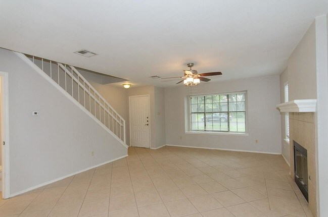 Building Photo - 7010 Buccaneer Trail